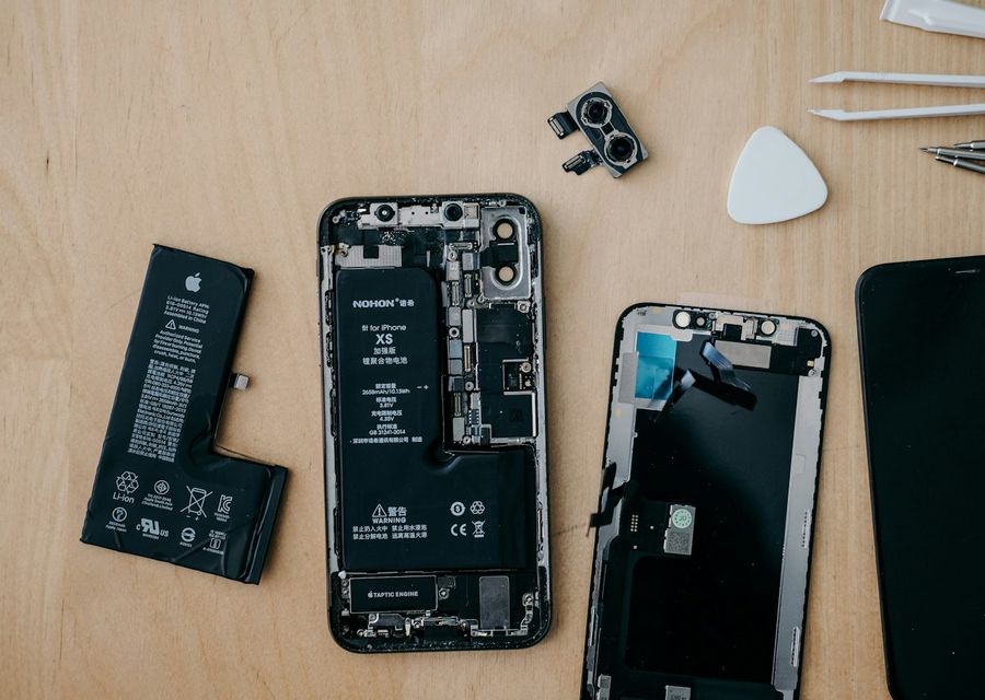 Smartphones abertos para reparo